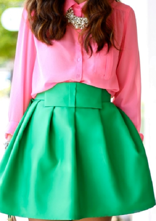 ست لباس زنانه با رنگ صورتی و سبز