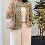 کت مزونی زنانه جنس لنین خامه دوزی رنگ زیتونی