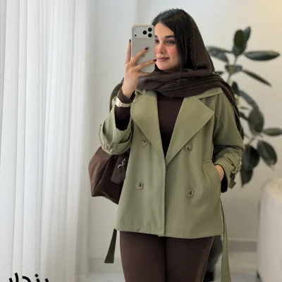 بارونی زنانه کوتاه پندار با یقه انگلیسی و کمربند